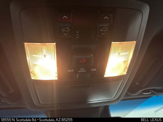 Used 2022 Lexus GX 460 Premium w/ Premium Package AWD/4WD image 24