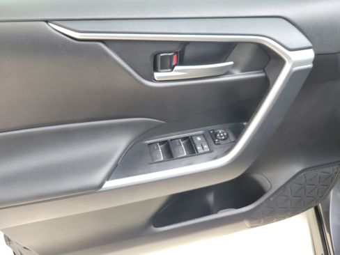 Certified 2025 Toyota RAV4 XLE Premium FWD image 23
