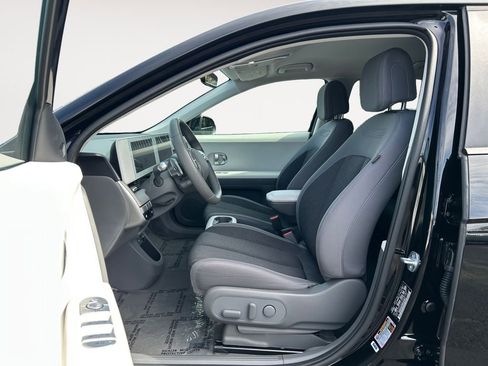 Used 2024 Hyundai Ioniq 5 SEL image 15