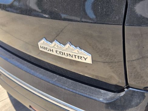 Used 2018 Chevrolet Traverse High Country AWD/4WD image 8