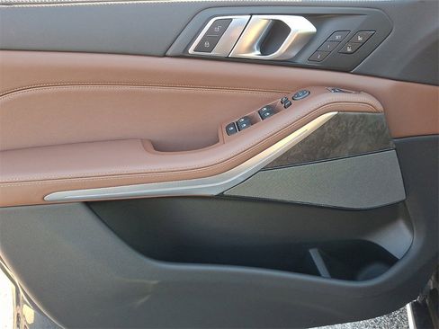 New 2026 BMW X5 xDrive40i w/ Executive Package image 12