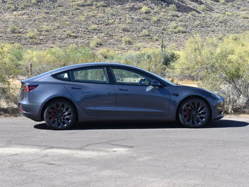 Used 2023 Tesla Model 3 Performance AWD/4WD image 4