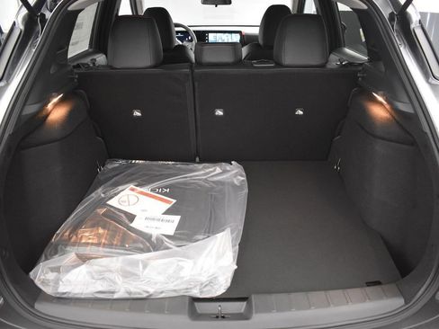 New 2026 Nissan Kicks SR w/ Cold Weather Package AWD/4WD image 34