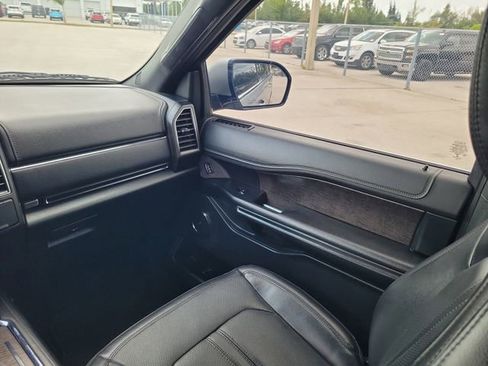 Used 2021 Ford Expedition Max Limited AWD/4WD image 13