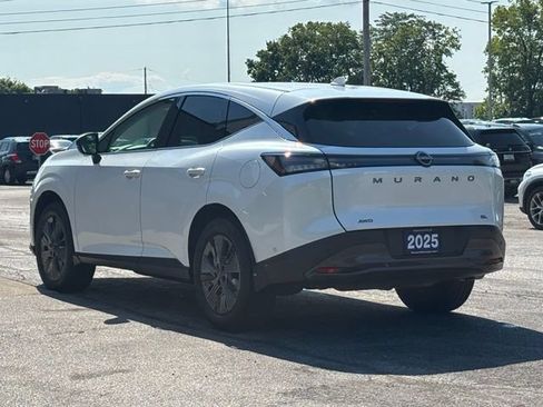 Used 2025 Nissan Murano SL AWD/4WD image 7