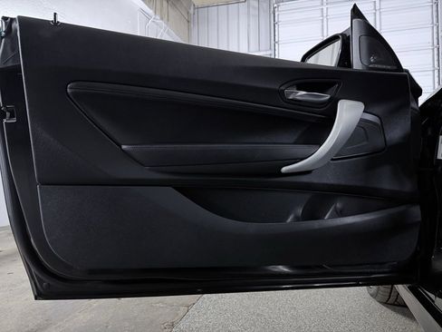 Used 2015 BMW M235i Coupe image 22