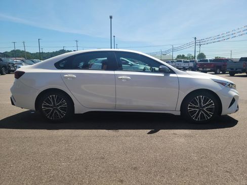 Used 2023 Kia Forte GT-Line w/ GT-Line Technology Package FWD image 17