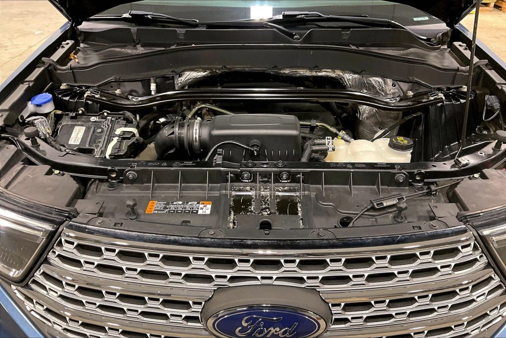 Used 2020 Ford Explorer Limited AWD/4WD image 32