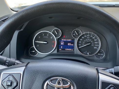 Used 2014 Toyota Tundra SR5 w/ SR5 Upgrade Package image 24