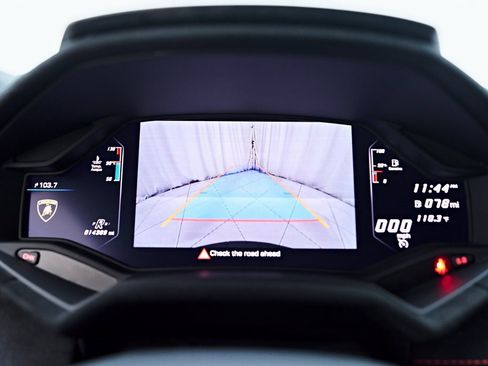 Used 2018 Lamborghini Huracan Performante image 90