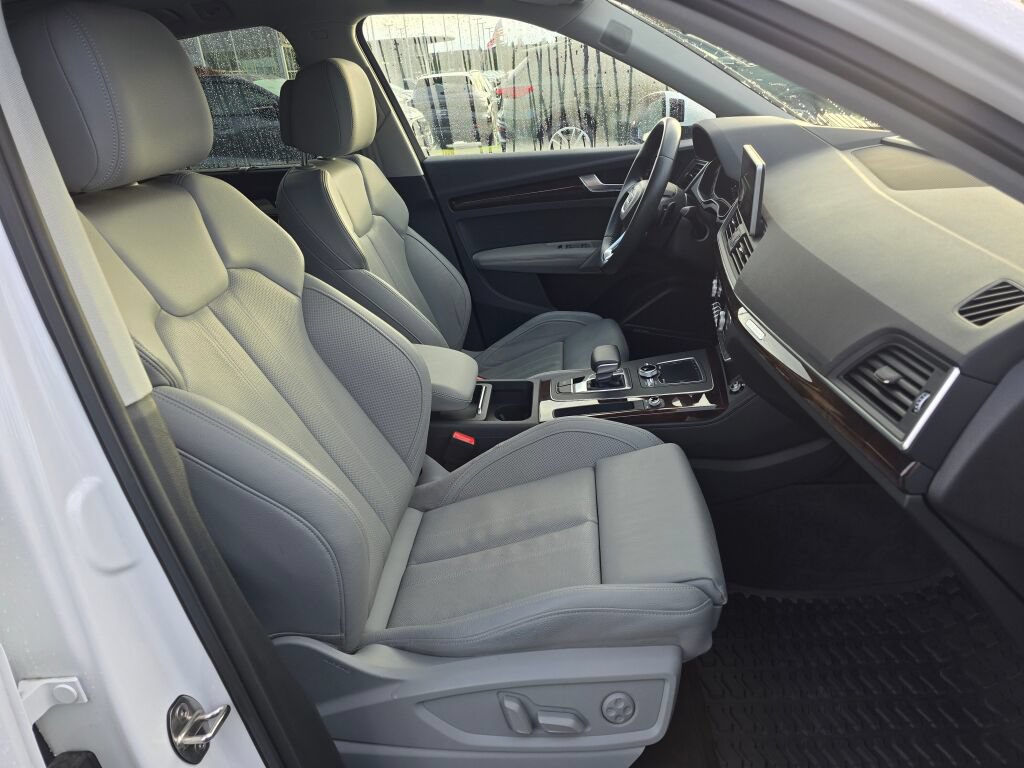 Used 2018 Audi Q5 Prestige w/ Prestige Package AWD/4WD image 29