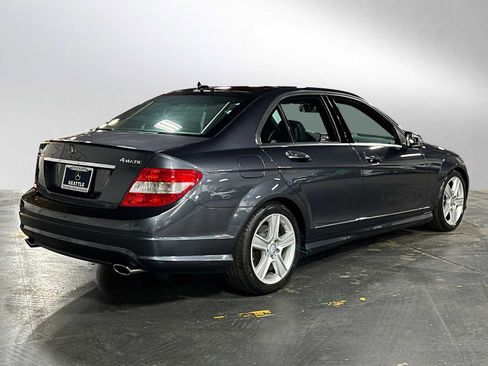 Used 2011 Mercedes-Benz C 300 4MATIC Sedan image 3