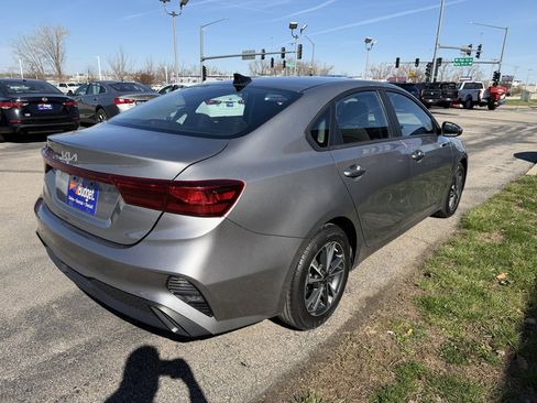 Used 2024 Kia Forte LXS image 5