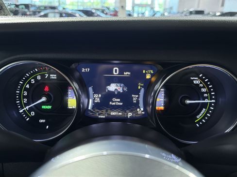 Used 2022 Jeep Wrangler Unlimited Sahara w/ Cold Weather Group AWD/4WD image 32