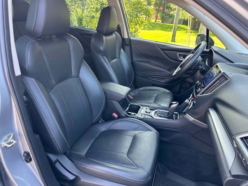 Used 2021 Subaru Forester Limited AWD/4WD image 33