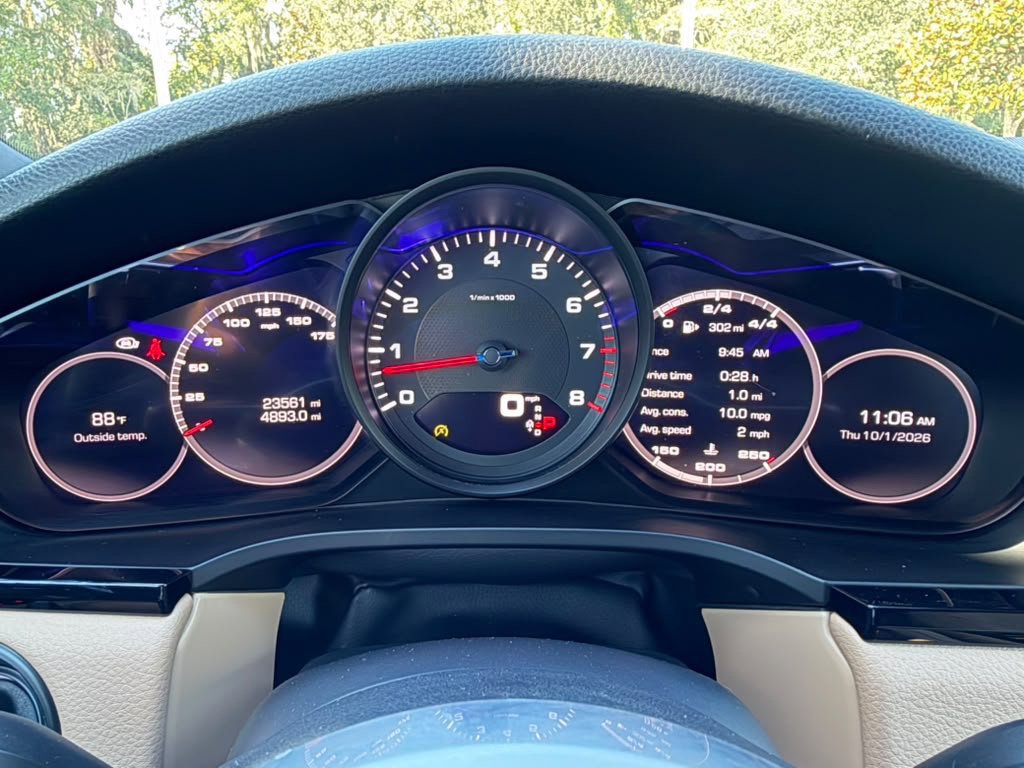Used 2020 Porsche Cayenne AWD/4WD image 9