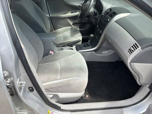 Used 2009 Toyota Corolla LE FWD image 11