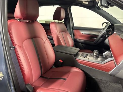 Certified 2025 MAZDA CX-70 Plug-In Hybrid w/ Premium Plus image 12