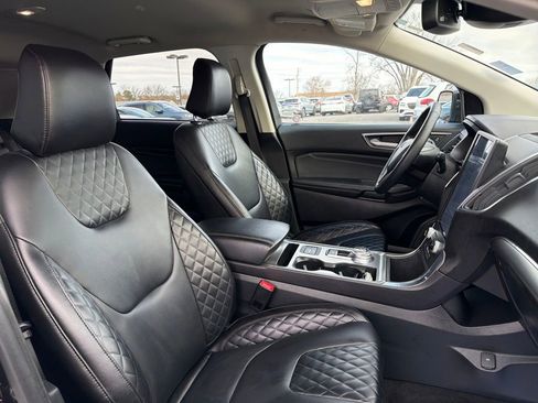 Used 2024 Ford Edge Titanium image 36