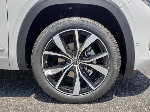 New 2026 Volkswagen Atlas SEL Premium R-Line AWD/4WD image 12