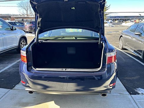 Used 2015 Lexus ES 350 4dr Sdn w/ Luxury Package image 29