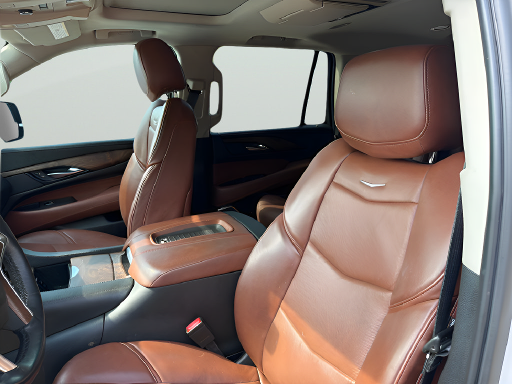 Used 2020 Cadillac Escalade Premium Luxury RWD image 23