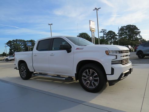 Certified 2020 Chevrolet Silverado 1500 RST AWD/4WD image 6