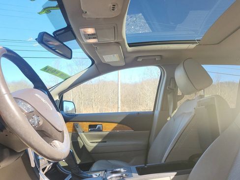 Used 2015 Lincoln MKX AWD w/ Equipment Group 102A image 7