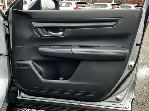 Used 2023 Honda CR-V EX image 19