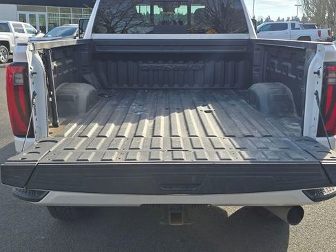 Used 2024 GMC Sierra 3500 Denali Ultimate image 14