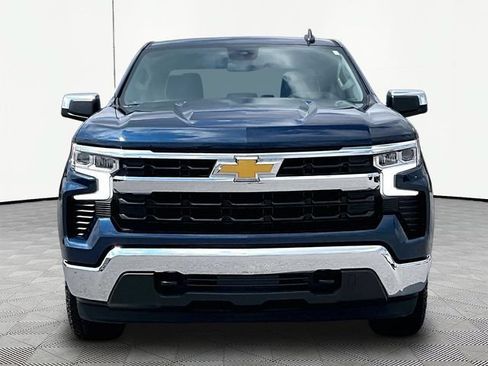Used 2023 Chevrolet Silverado 1500 LT AWD/4WD image 2