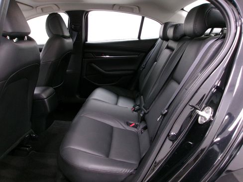 Used 2024 MAZDA MAZDA3 s FWD image 10