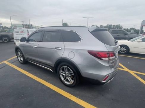 Used 2018 Hyundai Santa Fe Limited AWD/4WD image 8