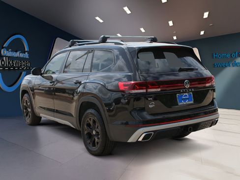 New 2026 Volkswagen Atlas Peak Edition AWD/4WD image 6