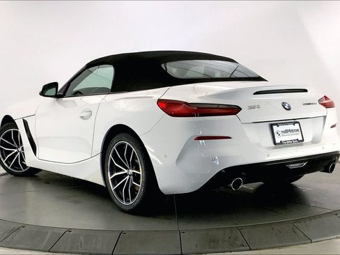 Used 2022 BMW Z4 sDrive30i w/ Premium Package RWD image 10