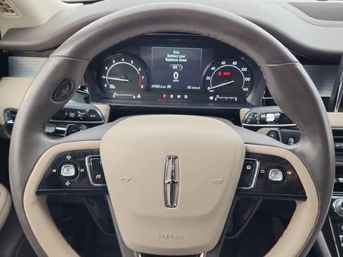 Used 2020 Lincoln Corsair FWD w/ Convenience Package image 15