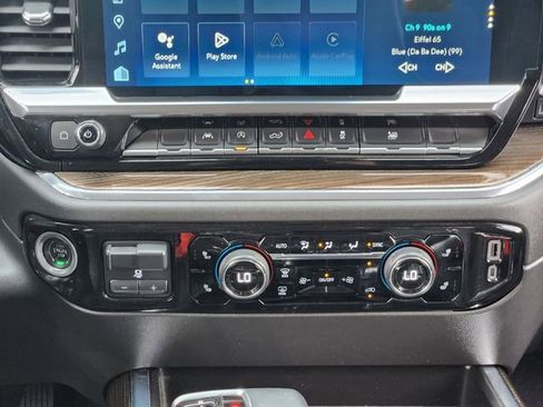 Used 2023 Chevrolet Silverado 1500 LT w/ Convenience Package II RWD image 15