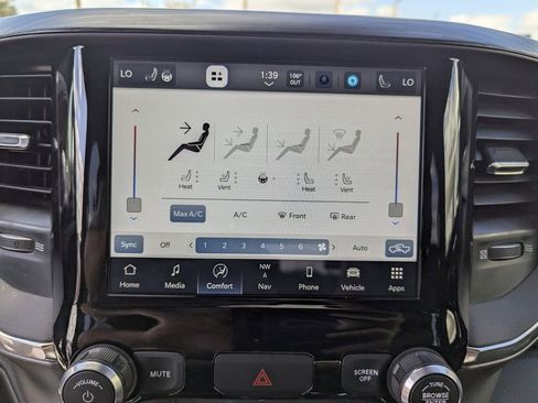 Used 2024 RAM 1500 Laramie image 19