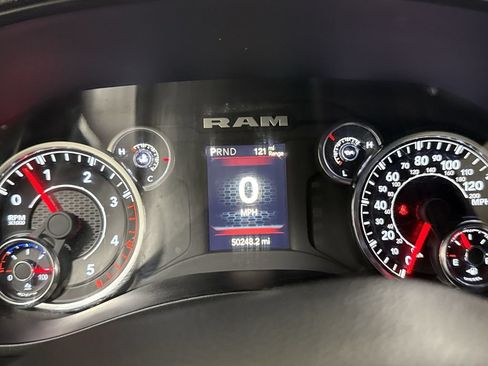 Used 2024 RAM 3500 Big Horn AWD/4WD image 12