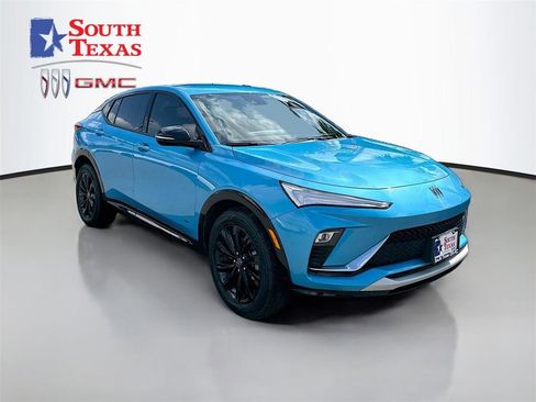 Used 2025 Buick Envista Sport Touring w/ Convenience II Package image 1