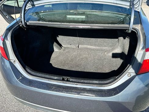 Used 2016 Toyota Corolla LE image 16