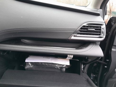 Used 2025 Subaru Legacy Limited image 36