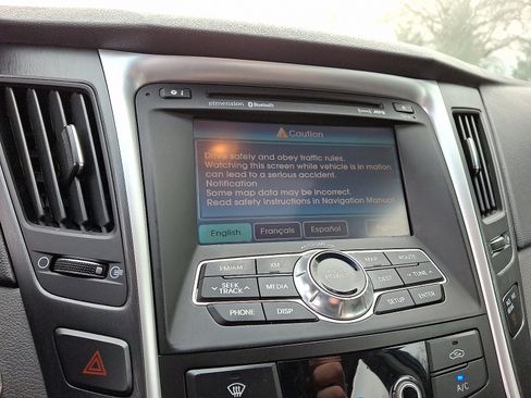 Used 2011 Hyundai Sonata SE w/ Navigation & Sunroof Pkg 4 image 24