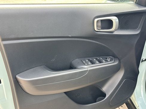 New 2026 Hyundai Venue SEL FWD image 11