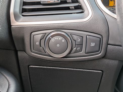 Used 2021 Ford Edge SEL AWD/4WD image 23