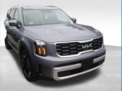 Used 2025 Kia Telluride S