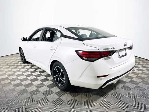 Used 2024 Nissan Sentra SV FWD image 5
