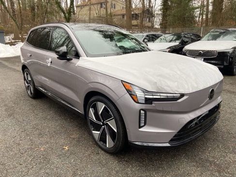 New 2026 Volvo EX90 Ultra image 1