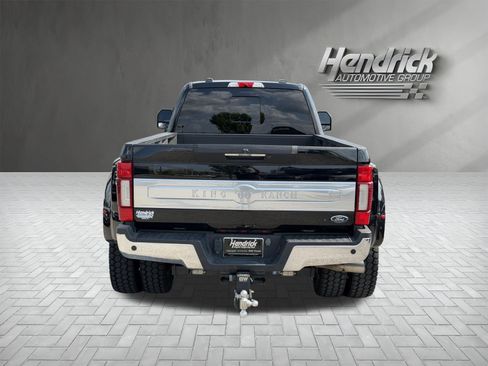 Used 2022 Ford F450 King Ranch w/ King Ranch Ultimate Package AWD/4WD image 9