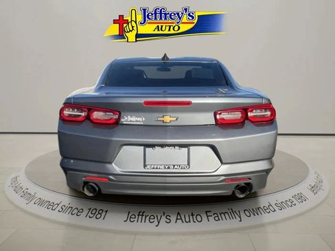 Used 2019 Chevrolet Camaro LT image 4